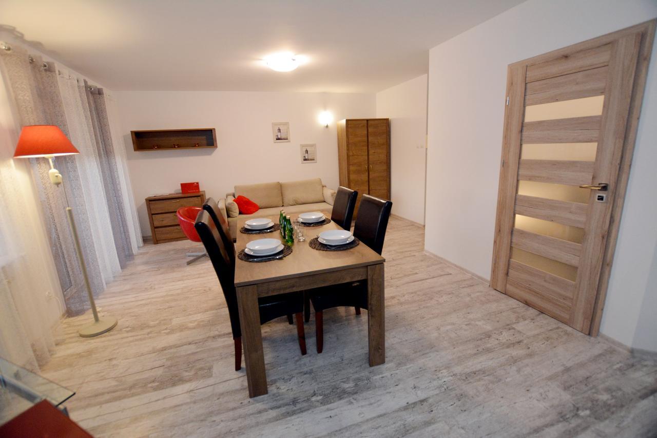 Apartament Przy Latarni Morskiej Kołobrzeg Exteriör bild